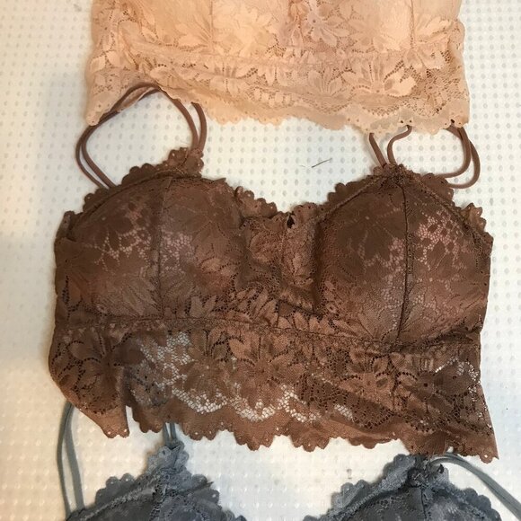 3 PAIR WOMENS LACED WOMENS BRAS SIZE XL NEW - Picture 4 of 9